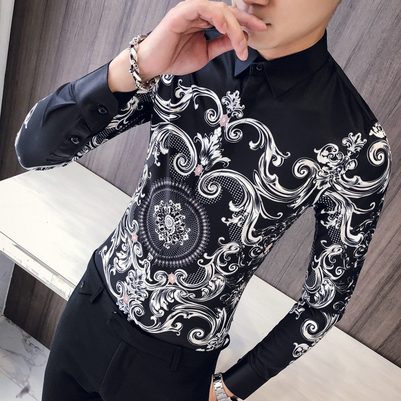 Men In Black Shirt