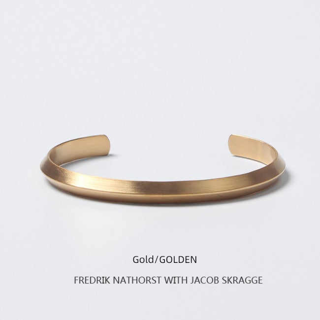 Sweden Triangle Bracelet