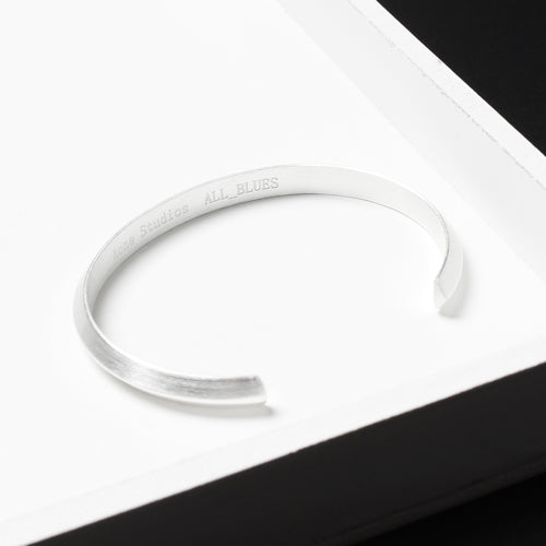 Sweden Triangle Bracelet