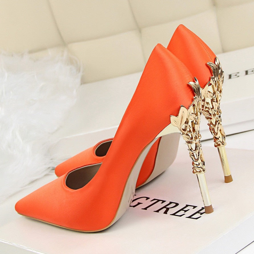 Fashion Metal Carved High Heels