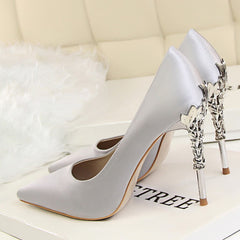 Fashion Metal Carved High Heels